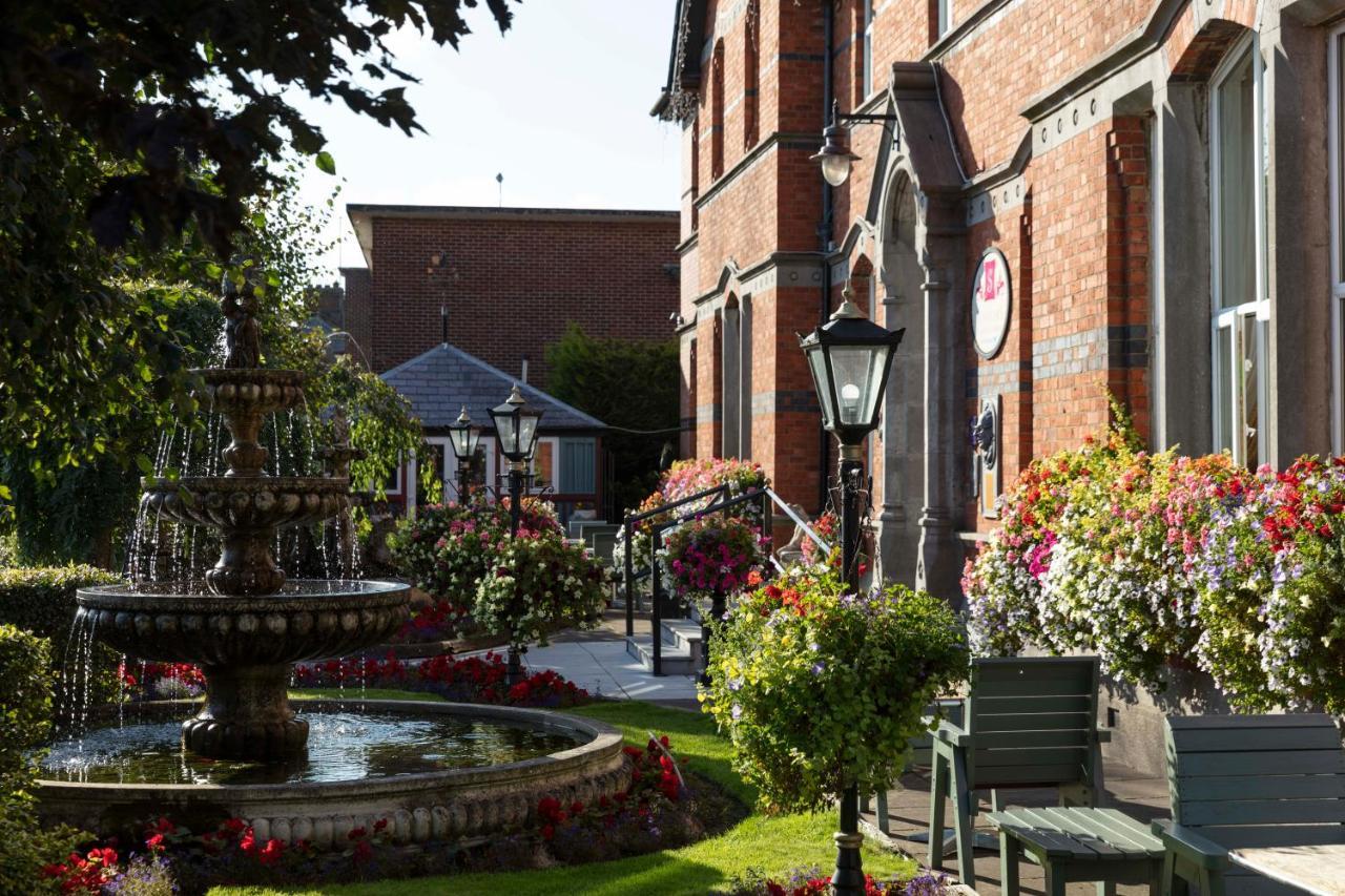 Scholars Townhouse Hotel ドロイダ エクステリア 写真